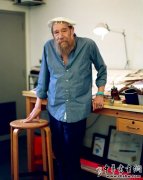 <b>美国艺术家、观念艺术的奠基人劳伦斯·韦纳辞世</b>